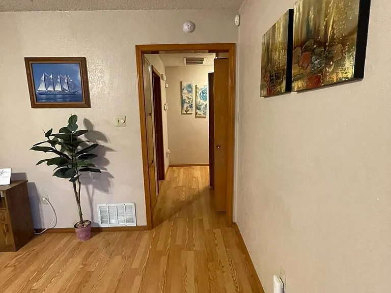 2707 NE Euclid Ave — Photo 2