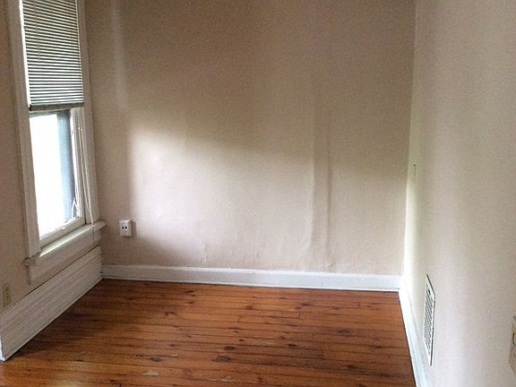 5th image of 243 W 3rd Ave #5