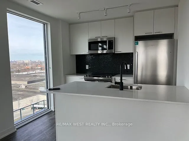 1808 Saint Clair Ave W #910 — Photo 4