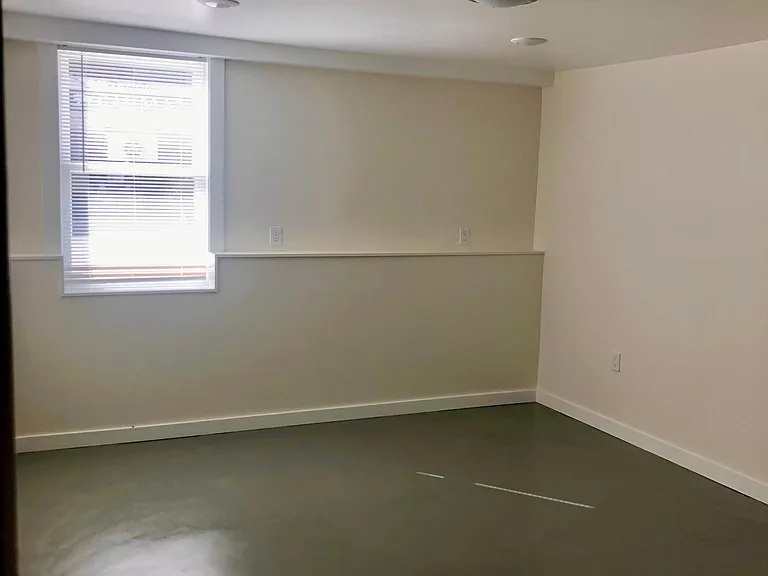 710 Central Ave #B — Photo 5