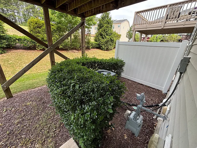 721 Suffield Way — Photo 12