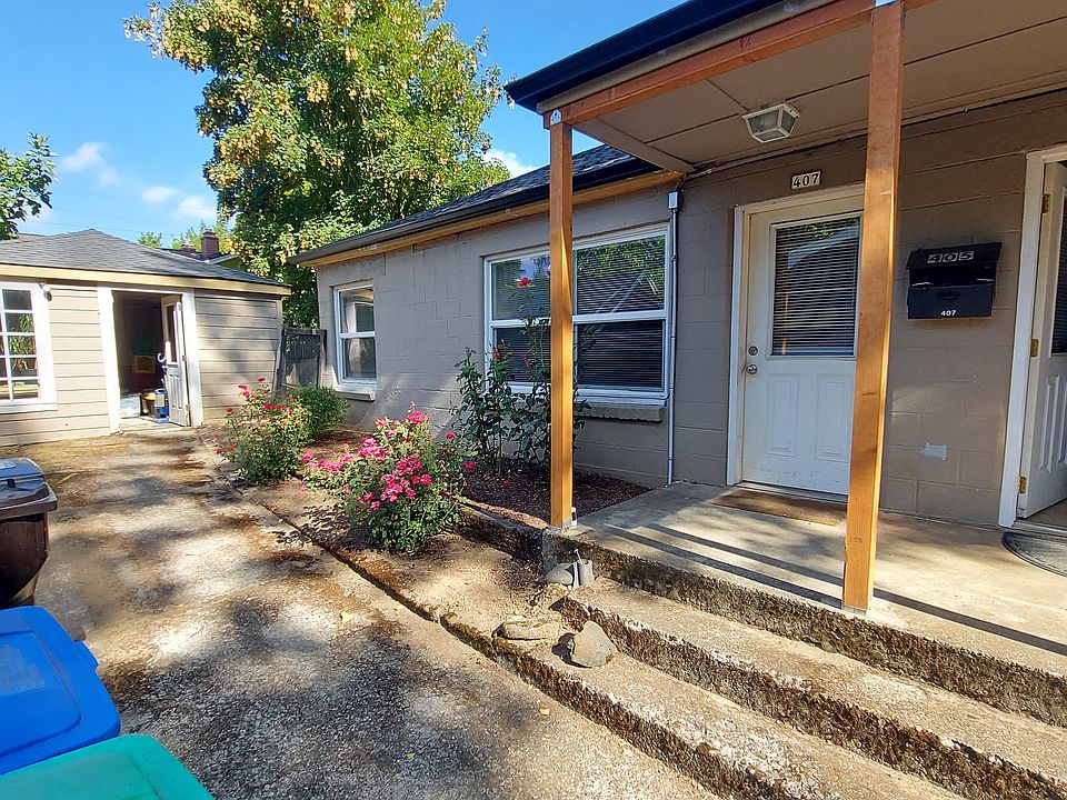 FRONT OF UNIT