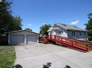 10358 SE Ellis St, Portland, OR 97266