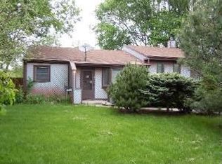 7830 W 99th St, Hickory Hills, IL