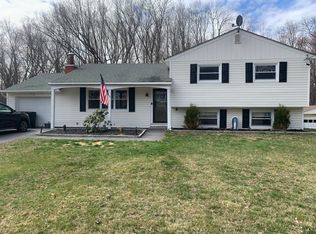 3757 Oriole Ct, Shrub Oak, NY 10588