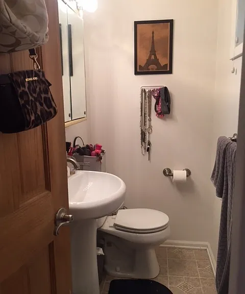 445 S 40th St — Photo 11