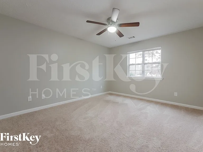 400 Lone Oak Dr — Photo 9