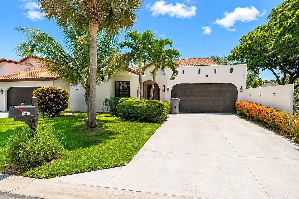 3 bed, 1984 sqft, $4,200 — Photo 3