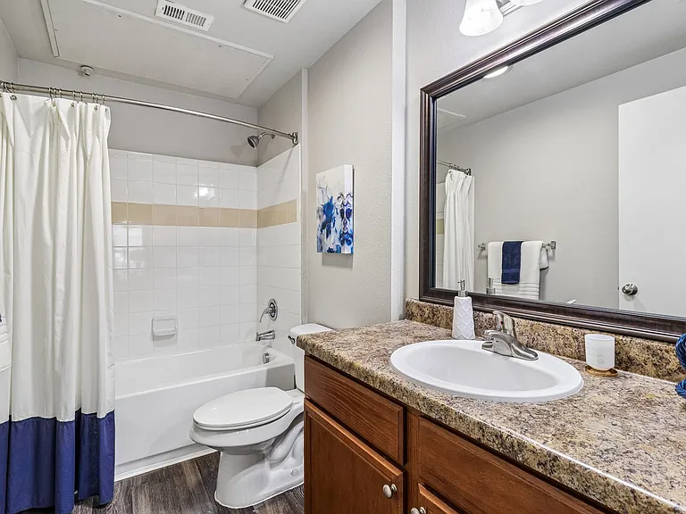Azul Apartment Homes — Photo 26