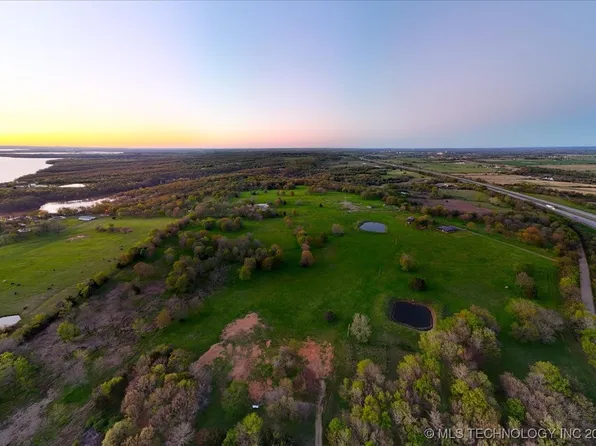 1 E County Rd #1110, Checotah, OK 74426