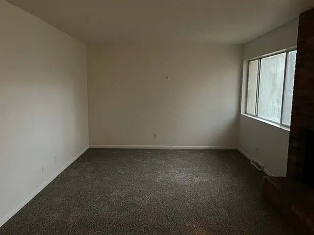 2 bed, 1344 sqft, $1,100 — Photo 3