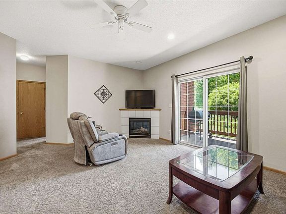 3rd image of 2272 Holiday Rd APT 606