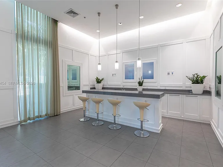 90 SW 3rd St #3806 — Photo 29