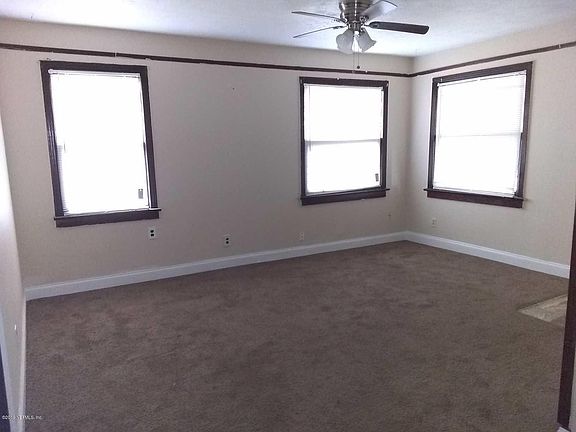 5th image of 124 E 11th St #1