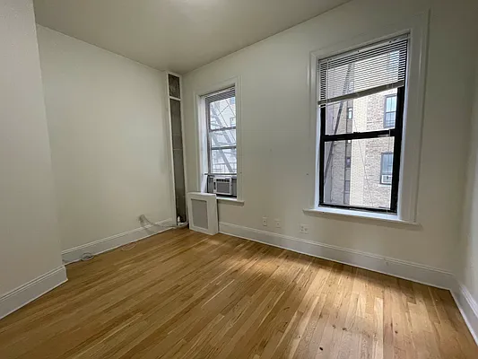 Rented by Douglas Elliman | media 8