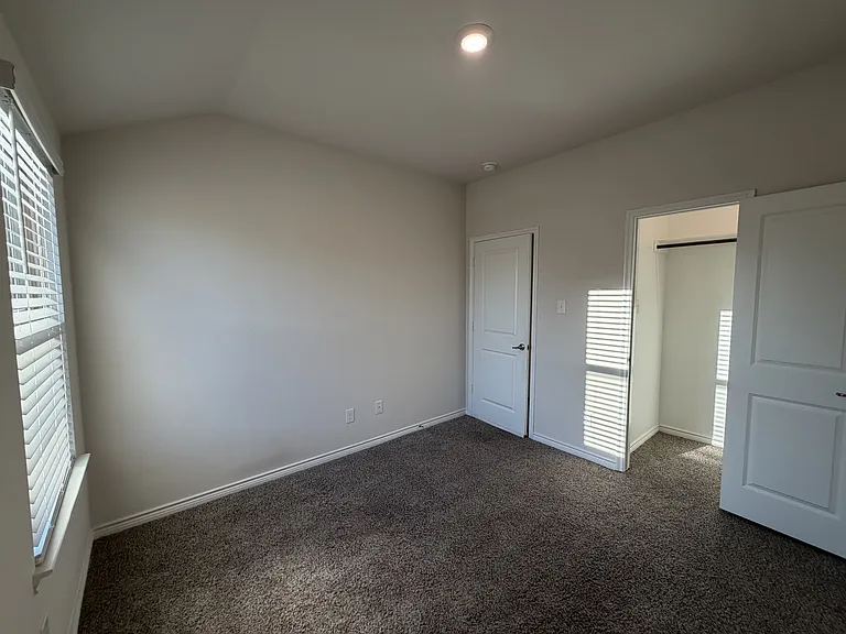 2025 Buffalo Hill Dr #1 — Photo 16