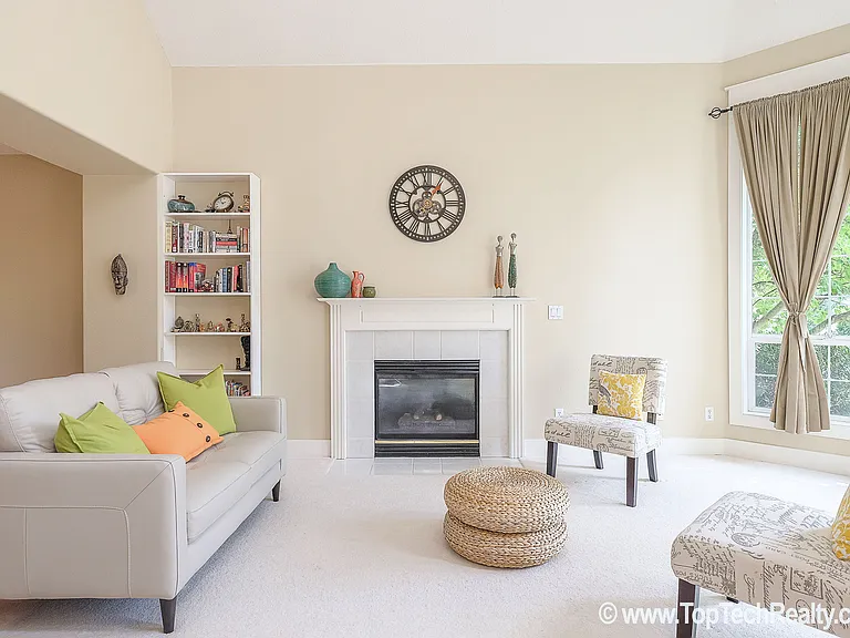 14801 NW Deerfoot Ln — Photo 2