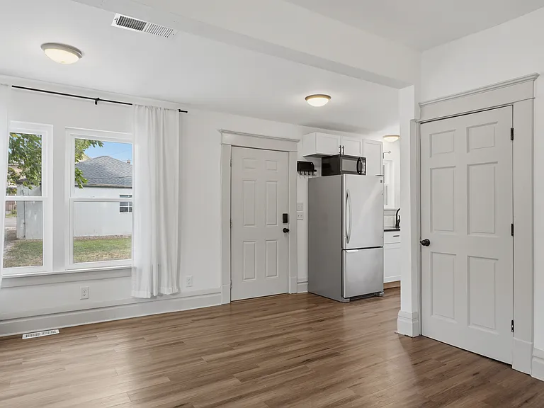 40 W Neff Ave — Photo 3