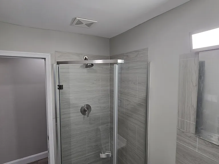 142 E Walnut St — Photo 11