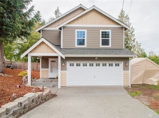 7612 Sandy Way NE, Poulsbo, WA 98370