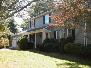 57 Tucker Ln, Dartmouth, MA 02747