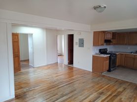 2943 Far Rockaway Blvd, Far Rockaway, NY