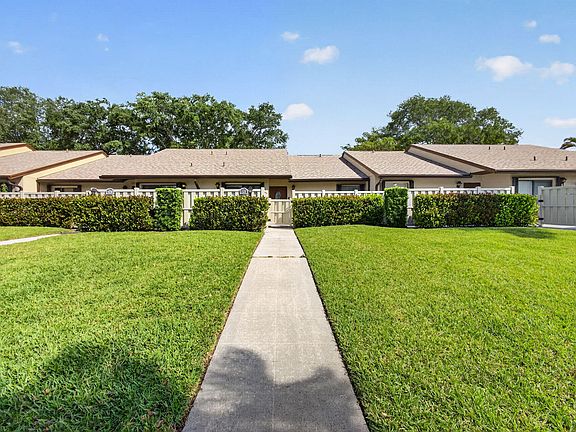 2nd image of 1025 Green Pine Boulevard #F