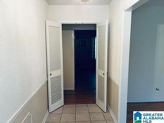 5th image of 836 Rockingham Rd