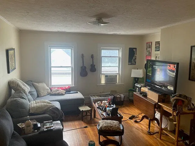 2 bed, $2,450 — Photo 2