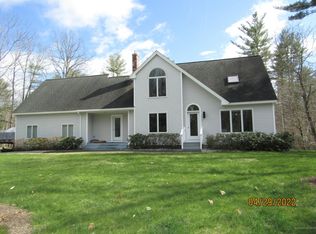105 Webbs Mills Rd, Raymond, ME 04071