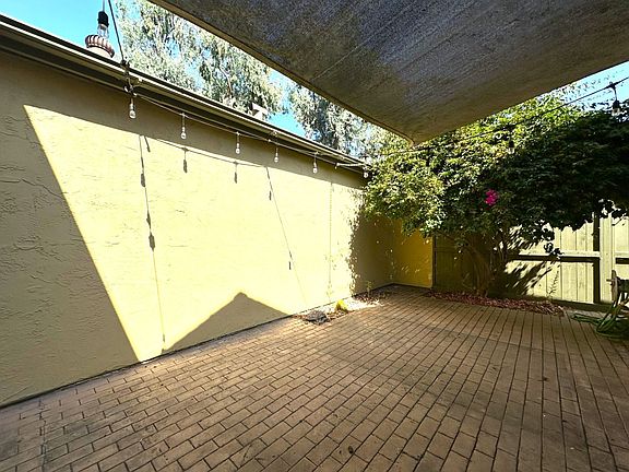 5th image of 10564 Greenford Dr