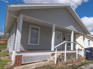 632 Lakeview Dr, Hillsboro, IL 62049