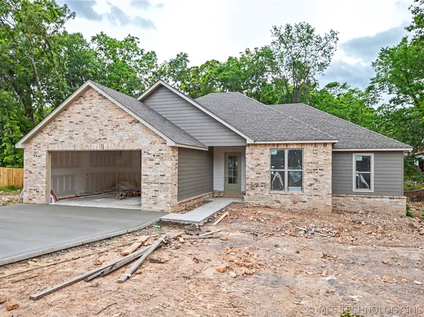 18855 W Hunters Ct, Park Hill, OK 74451