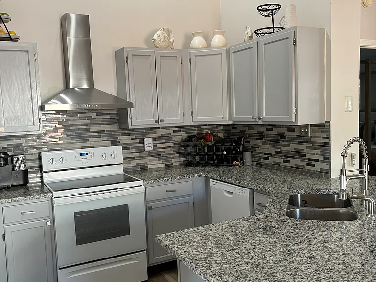 218 Walter Ct — Photo 28