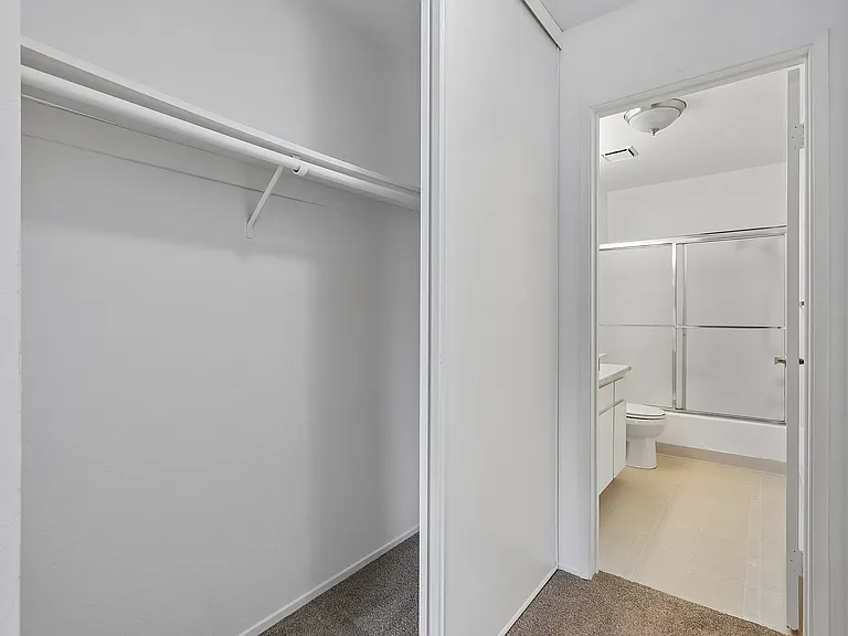 33-web-or-mls-Wisteria St 10-S1807-031