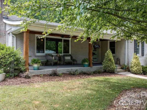 1007 I St, North Wilkesboro, NC 28659