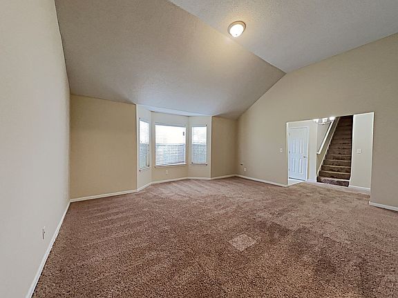 5th image of 3687 Buffalo Ct