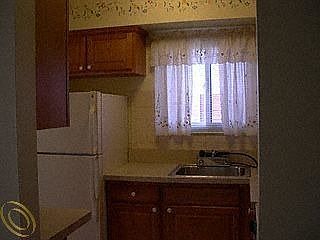 2nd image of 2655 Patrick Henry St