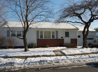 5 Belrose Ct, Clifton, NJ 07013