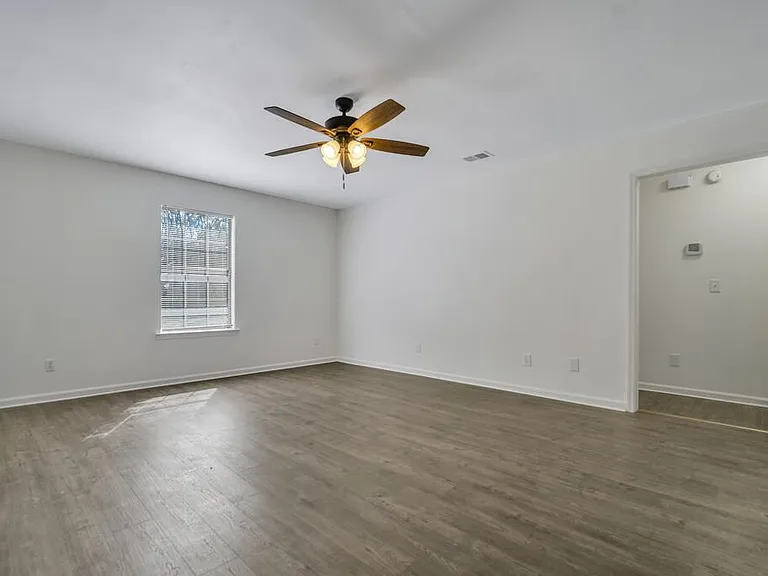 1732 Talmadge Rd — Photo 7