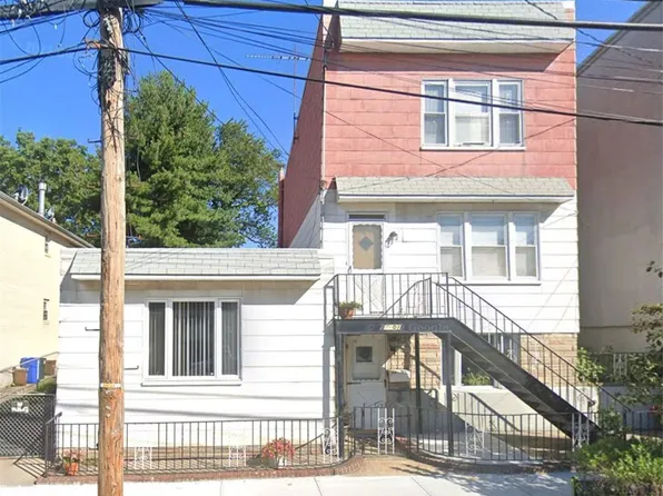 67-01 53rd Road, Maspeth, NY 11378