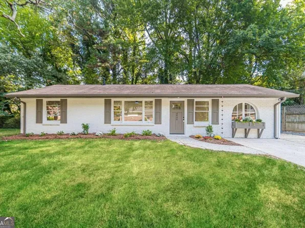 4840 Pinedale Dr, Forest Park, GA 30297