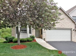 8706 Powers Ct, Orland Park, IL 60462