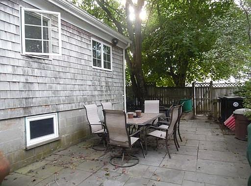 2nd image of 150 Old Westport Rd