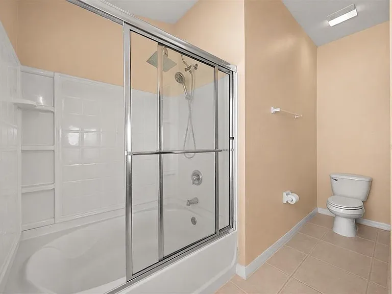2210 San Jacinto Cir — Photo 14