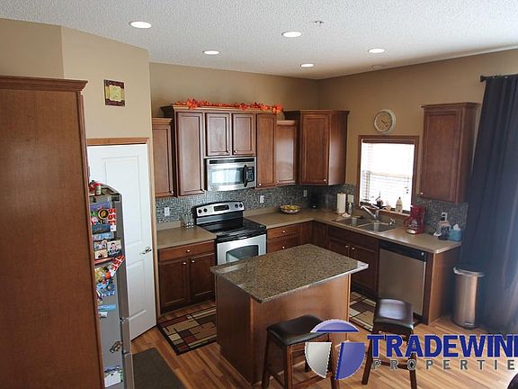 5th image of 5081 Dunkirk Pl N