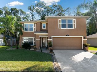 2525 Reagan Lakes Ln, Jacksonville, FL 32221
