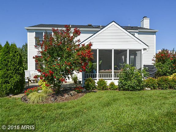 2nd image of 3175 Catrina Ln