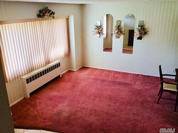 4th image of 15 Wensley Ln