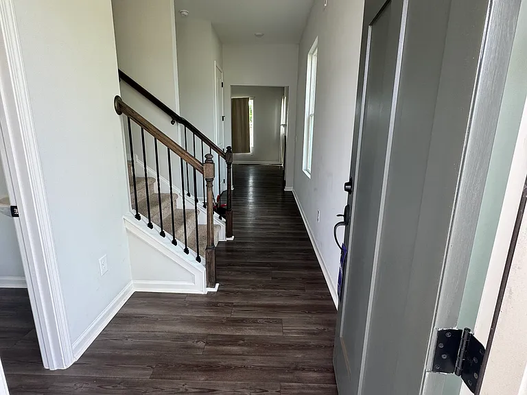 201 Brighton Bend Ln — Photo 6